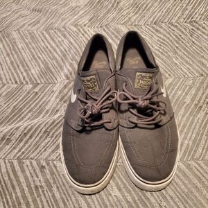 Nike SB Janoski
